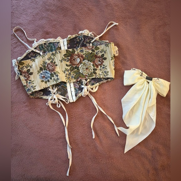 CIDER Corset top and matching hairbow 🎀 - Picture 3 of 3